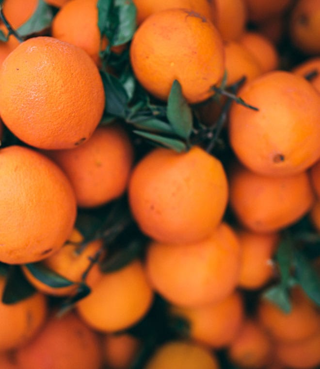 What are the different sources of vitamin C?